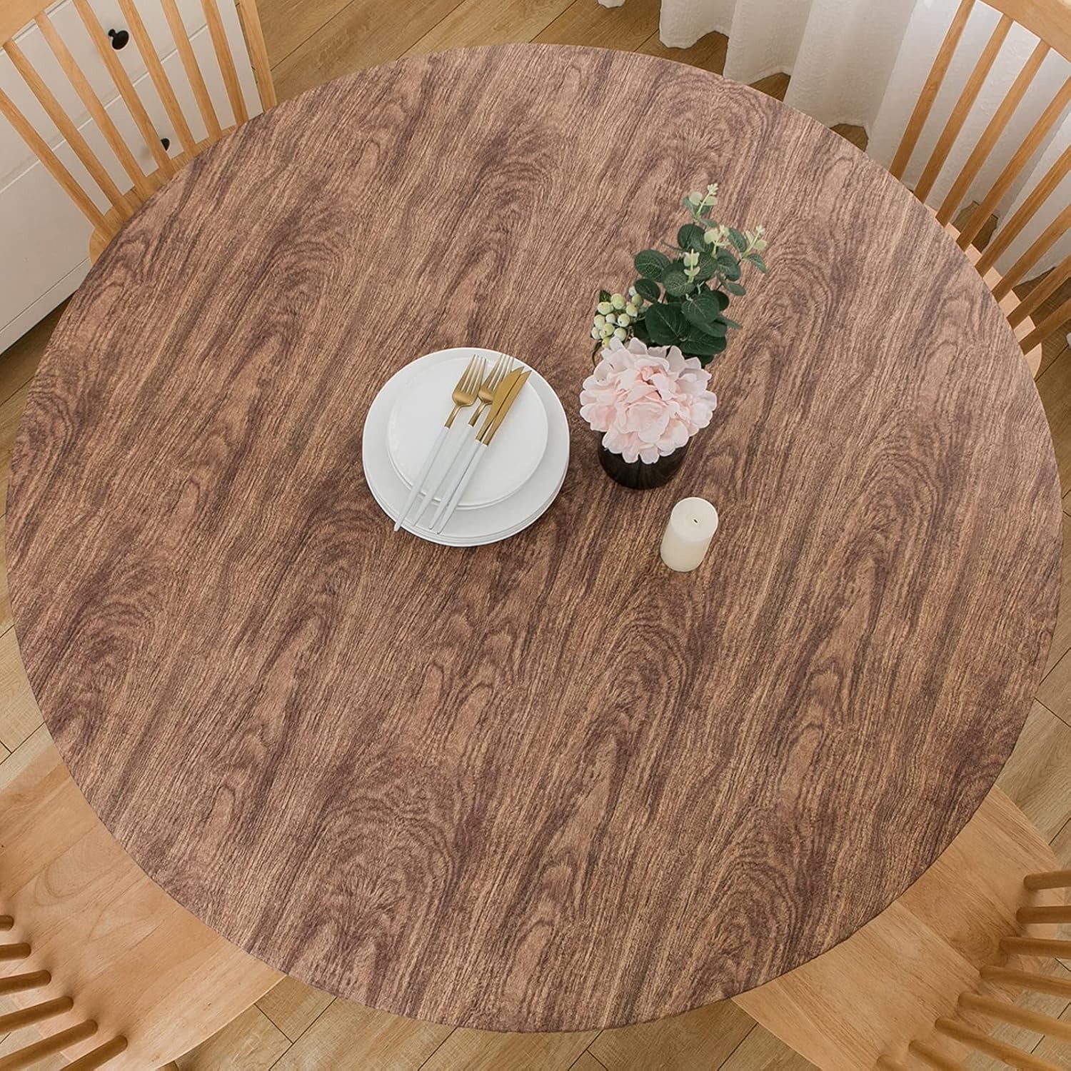 Round Vinyl Fitted Tablecloth with Flannel Backing